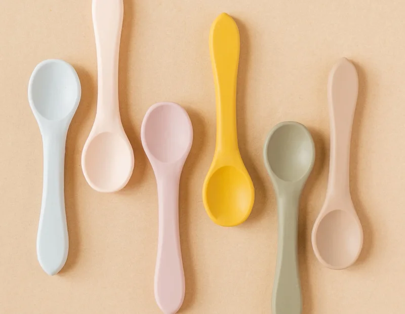 Fun colourful cutlery for toddlers to more enjoy dining